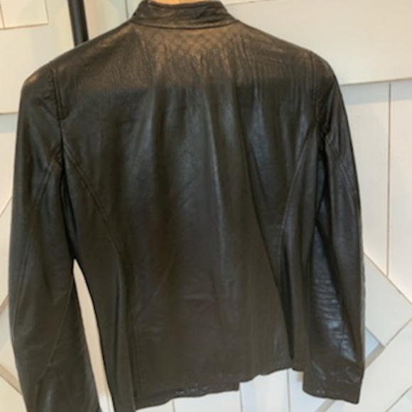 Size 38 Genuine Gucci Leather Coat - Picture 2 of 4